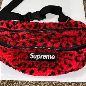 Supreme- Leopard Fleece Waist Bag (Red)
